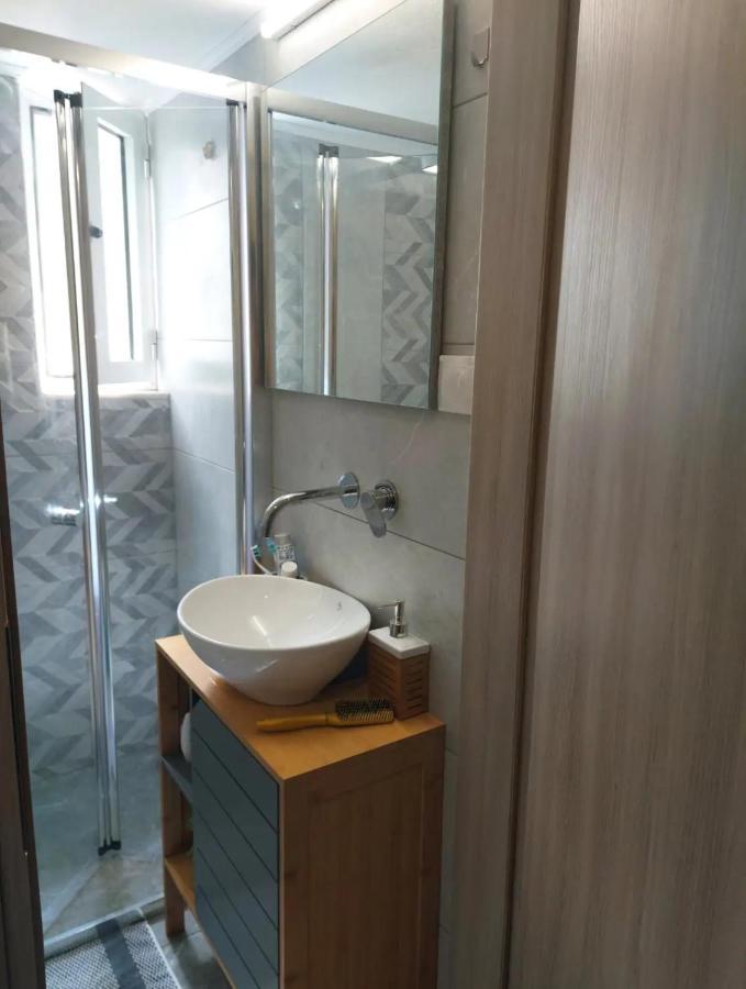 Cozy 4Th Floor Apartment In Chania Center Exteriör bild